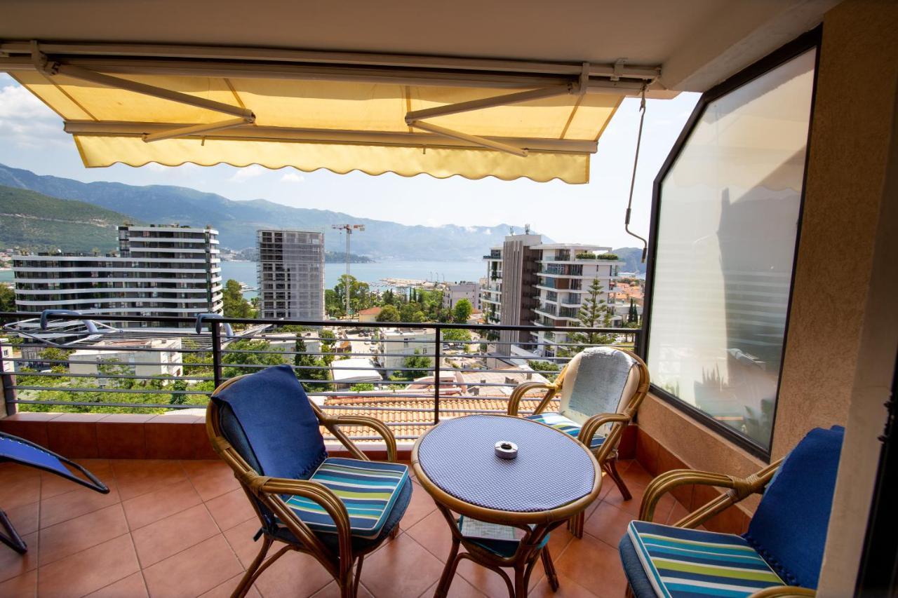 The Blue Apartments Budva Exterior photo